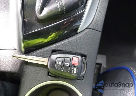 2019 Toyota Corolla Se from USA, damaged, VIN 5YFBURHE6KP935212